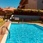 Casa De Flores - Con Jardín Privado Frente A La Playa De Apartamento