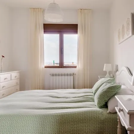 Casa De Flores - Con Jardin Privado Frente A La Playa De Comillas