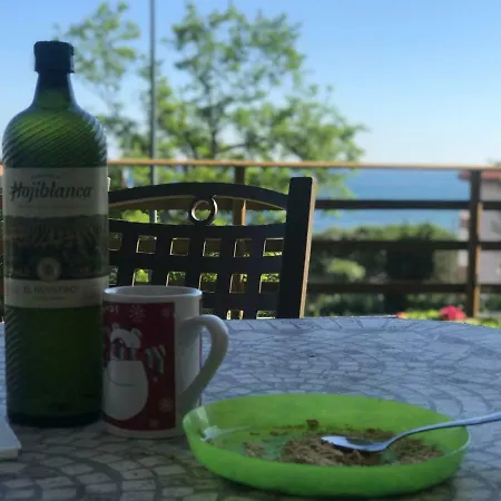 Apartmán Casa De Flores - Con Jardin Privado Frente A La Playa De Comillas