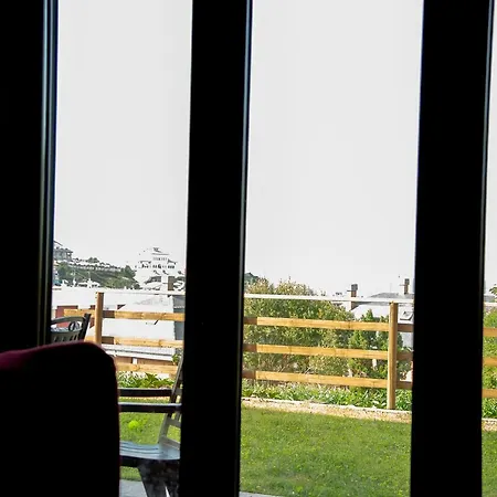 Casa De Flores - Con Jardin Privado Frente A La Playa De * Comillas