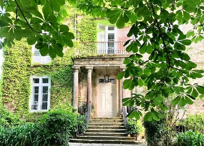 Casa De Flores - Con Jardin Privado Frente A La Playa De * Comillas